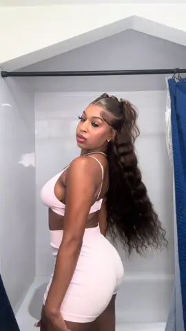 I had to go with the crimps for sure, especially when you comb them out🤏🏾🤏🏾🤎  @mamushowhair   #mamushowhair #humanhairwigs #hdlace #chocolatebrownwig