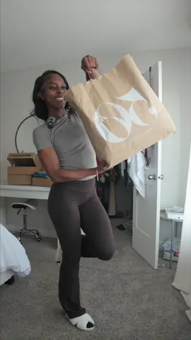 @ZARA clothing haul. i’ve been trying to strictly shop the sale section/clearance racks when i shop & ive been finding some really good pieces! never going back 