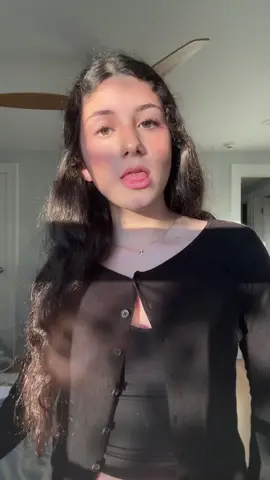 #pictureday #18#fakebody #outiftinspo #schoollife 