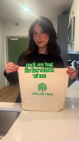 What’s in my law school bag??? Hint: it’s fresh 😋 @trident gum @Dollar Tree #TriDifferent #Trident #DollarTree #PocketReady #ad 