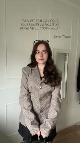 mentalité  à la Coco Chanel 🖤 #fashiontiktok #fashion #quotes #outfit 