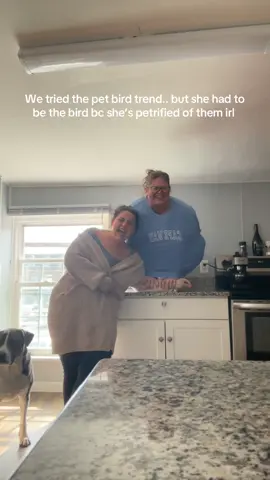 The cackle is so… birdlike 🤣
