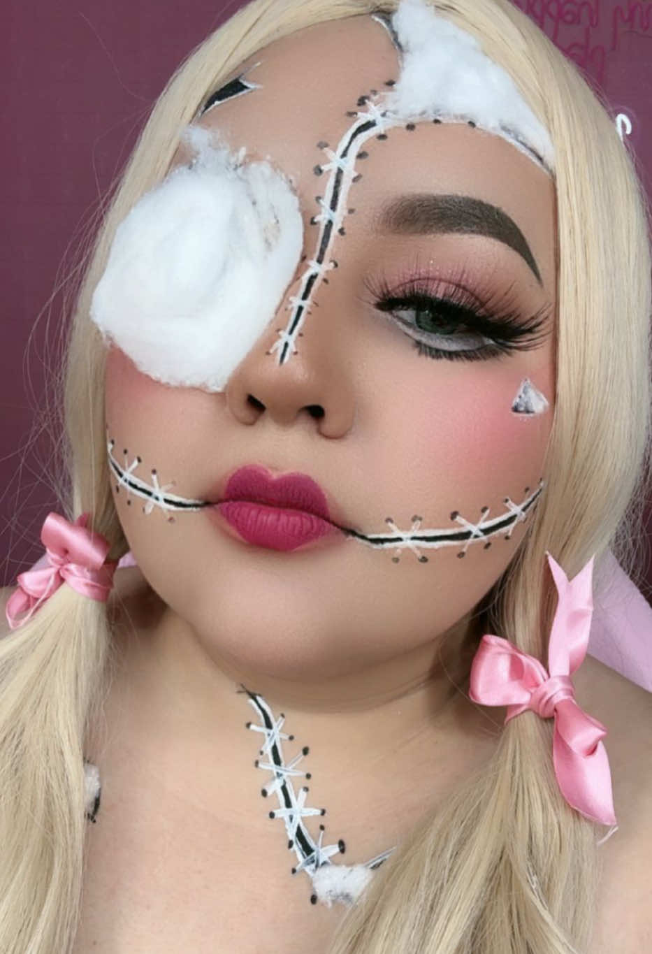 Muñeca rota ✨🙂‍↕️🫶🏻💋idea uno de hallowen #halloweenmakeup #makeuptutorial #muñecarota #viraltiktok   Créditos : @lismtz 