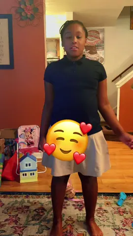 Heel stretch to everything she likes 🩷