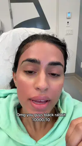 🖤 🐇 #blackrabbit #jasonbateman #judelaw #nycrestaurants @Netflix 