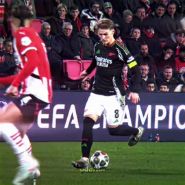 he’s feeling like his old self again 🇳🇴 || #arsenal #football #odegaard 