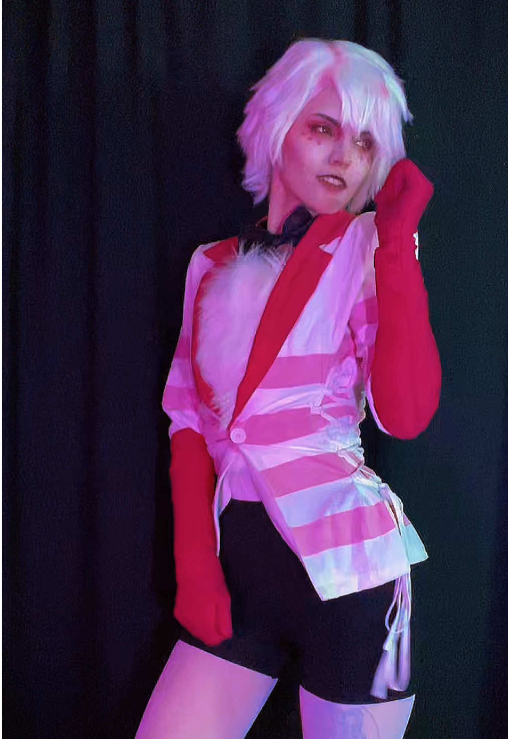 We are still doing it! Happy Friday everyone!💃💃 #angeldust #hazbinhotel #fridaydance #angeldustcosplay 