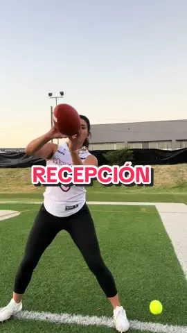 Drill para trabajar la recepción 🏈🔥 #flagfootball #tochito #tochitobandera #footballbandera #wr 