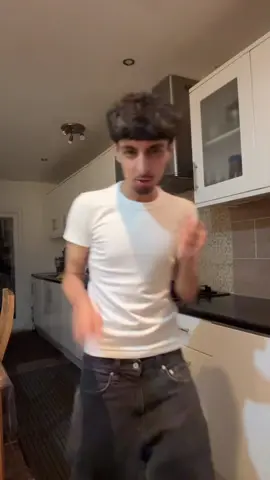 I’m never gonna stop doing this dance #fyp #viral #dance #popmusic #trending 
