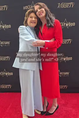 lauren graham & kelly bishop today at lauren‘s hollywood walk of fame ceremony! my heart!!!! 🥹❤️‍🩹 #gilmoregirls #laurengraham #kellybishop #fyp #foryoupage 