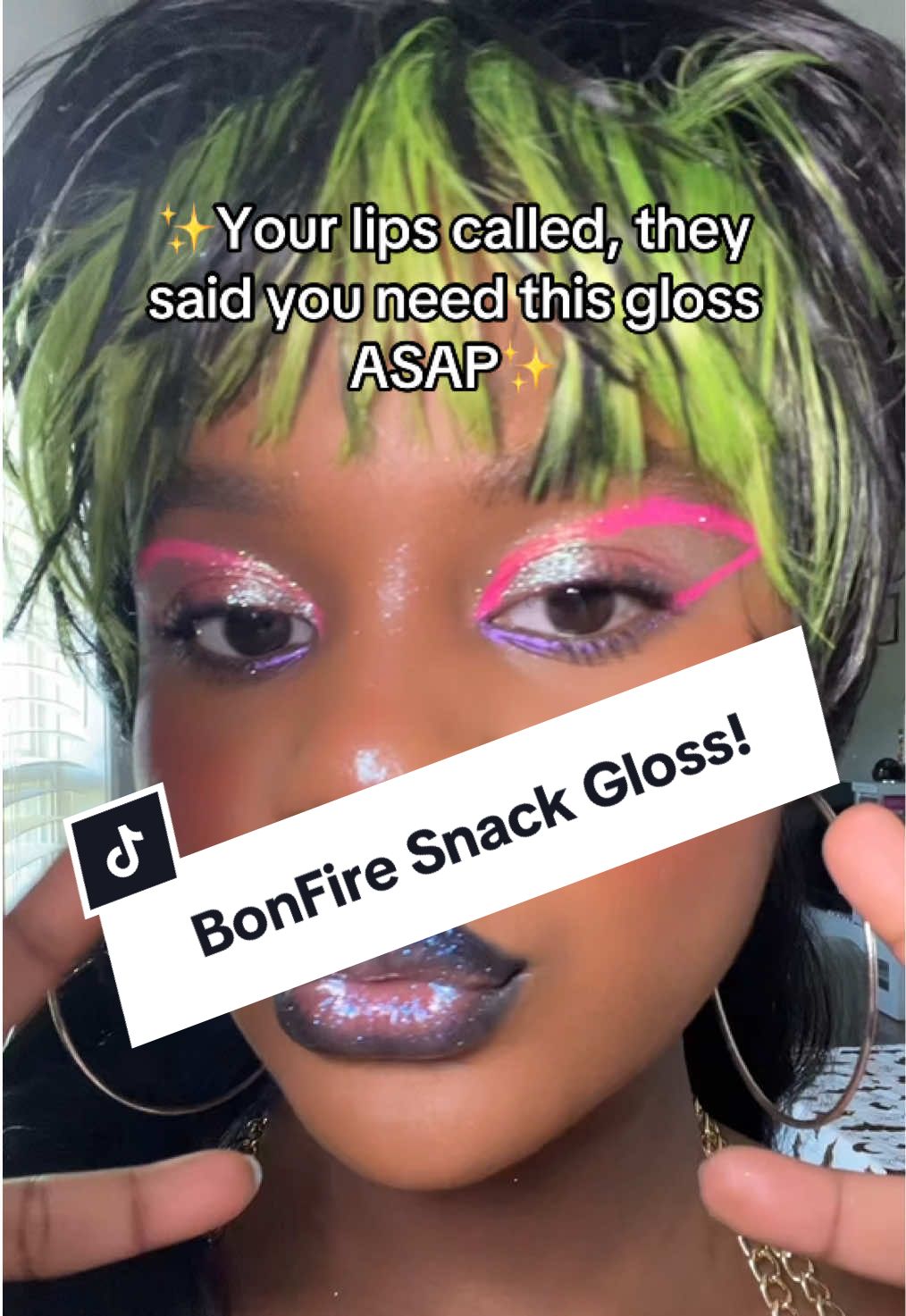 If you’re seeing this, it’s your sign to add to cart 🛒 Check Out Our Gloomy Bon Fire  Snack Gloss! 🥰 #gloomybear #gloomythenaughtygrizzly #glittergloss #lipgloss #scenegirl 