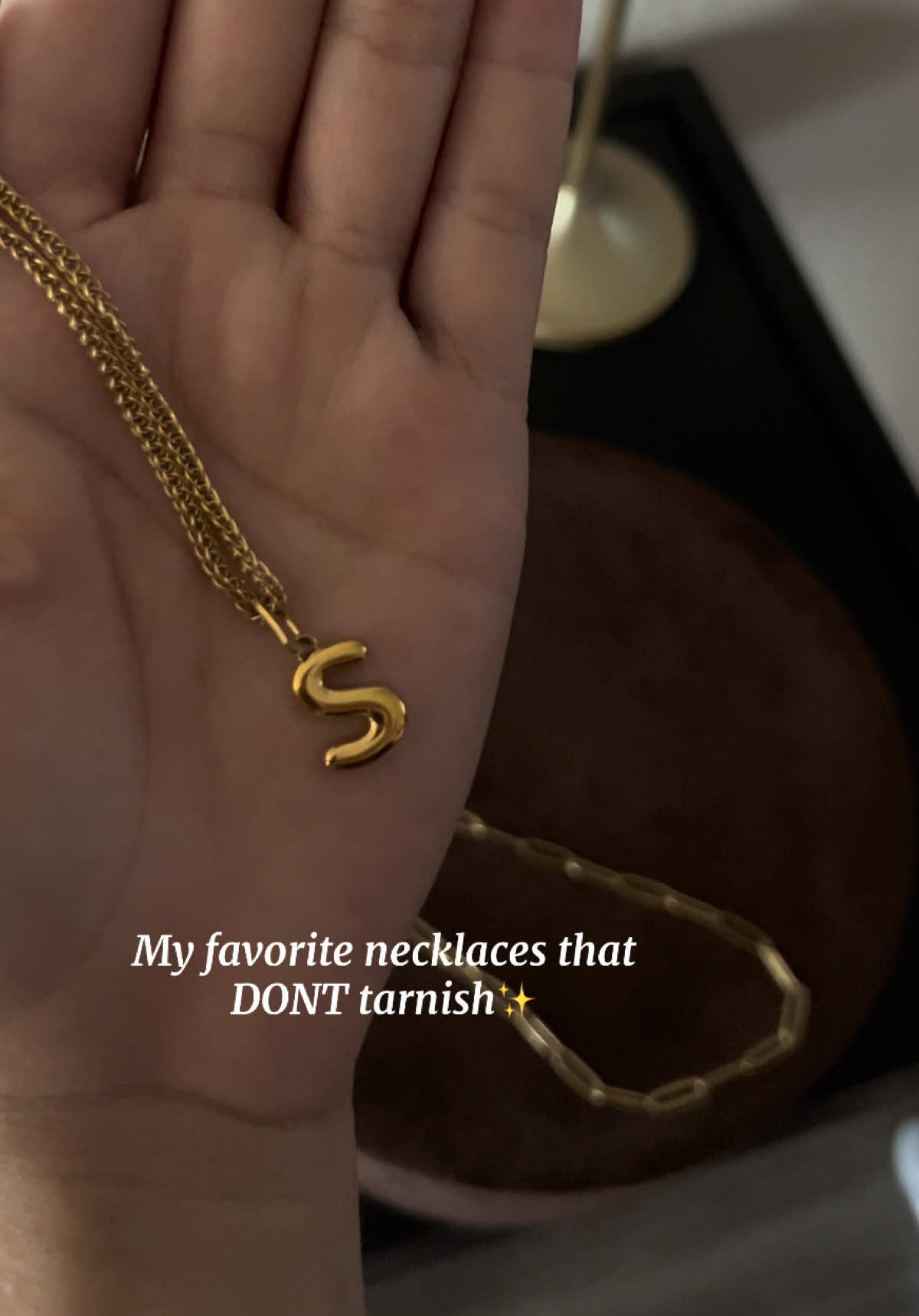 @EVRY JEWELS has the best jewelry ever, use code SIERRA28 to save 😍🤏🏼  #evryjewelscollab #fyp#goldjewelry #everydayjewelry #necklace 