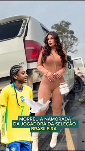 Rafaela Del Bianchi, ex-namorada da jogadora de futebol Kerolin Nicoli, atacante do Manchester City e da Seleção Brasileira. Ela morreu aos 27 anos, O veículo em que Rafaela estava capotou, ela não estava usando o cinto de segurança e, devido à violência do impacto, foi arremessada para fora do carro e morreu na hora. #KerolinNicoli #Kerolin #RafaelaDelBianchi #luto #descanseempaz 