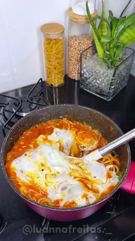 Macarrão com almôndegas 😋 #receitas #macarrao #comida #receitasfaceis #foryour 