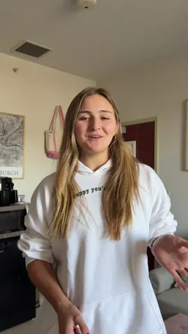 CEO of “cute little” 🙈 have been loving to make these little gift boxes and bags!! #fyp #birthdaybox #bday #present 