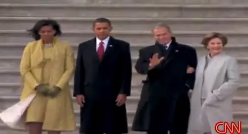 Bush leaves office, Obama takes over🇺🇸 #foryou #usa #president #barackobama #georgebush 