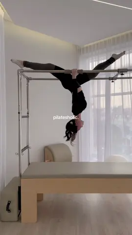 Falling in love with pilates, again & again 🩰☁️🪽  #pilatesinstructor #pilatesgirl #pilateslovers #pilatesreformer #pilatescadillac 