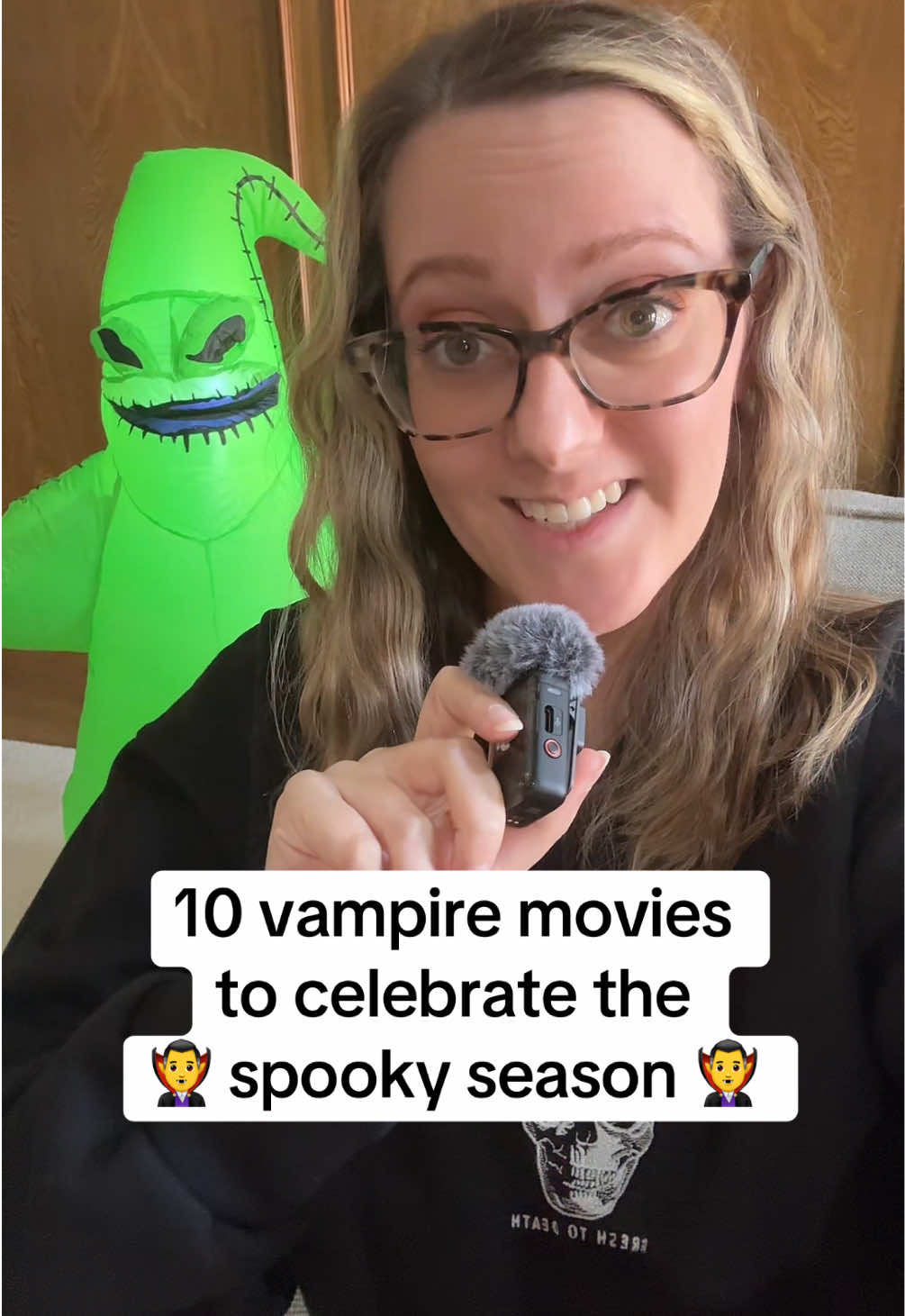 I was born to make this video 🧛 10 vampire movies to celebrate the spooky season #spookyseason #halloween #movierecommendation #vampires #vampiremovie 
