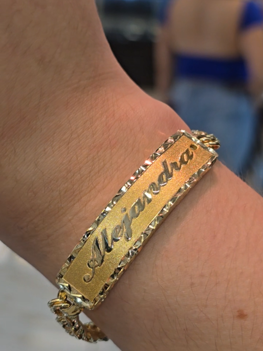 @TAMAYOS FABRICA DE ORO @TAMAYOS THE BIG STORE @TAMAYOS THE BIG STORE @tamayoshoustonoficial @tamayosbrownsville #tamayos #oro #viralvideo #chinolink #bracelet 