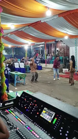 jogeti dewe wae pakde🤣 #bagaskaraaudio #soundkonten #soundhajatan #soundsystemsoloraya #kmbgedruk 