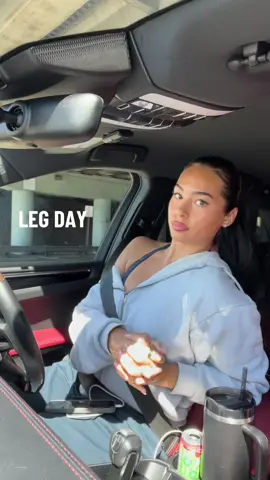 workout deets on insta @OxyShred Energy @Gymshark 