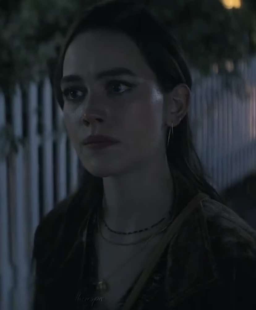 Freak like me #lovequinn #you #victoriapedretti #foryoupage #fyp 