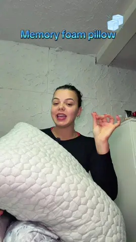 #coolingbedpillows #coolingpillow #tiktokshopcreatorpicks #tiktokshopfalldealsforyou #rachelld19 