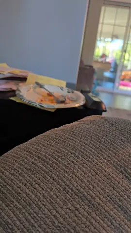 she wants my plate .. #dachsund #doxiesoftiktok 