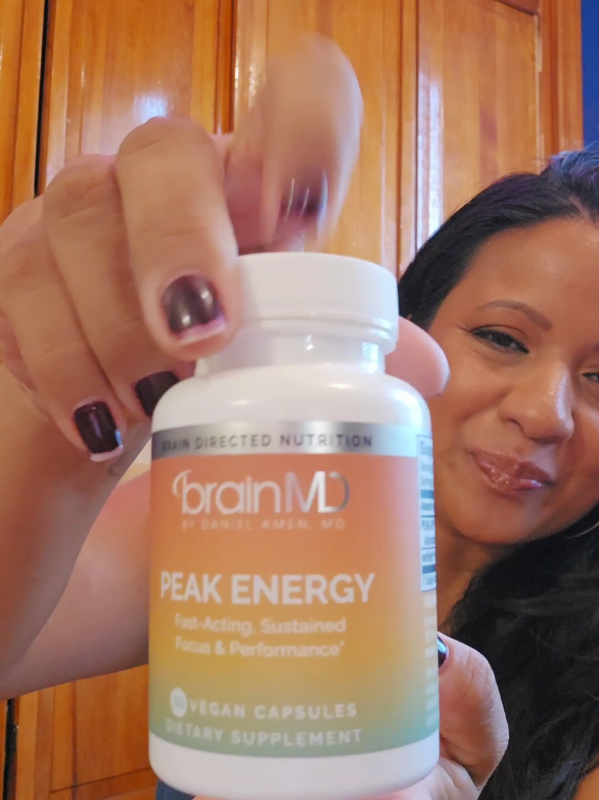 si buscas energia sin cafeina, estas pastillas Peak Energy son genial! #peakenergy #brainmd #ttscommunitynyc #caffeinefree #naturalenergy 