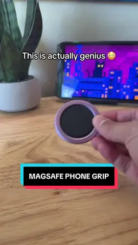 Calling it now... this is going to be the stocking stuffer of the year. #tiktokshopcreatorpicks #tiktokshopfalldealsforyou   #giftidea #tiktokshopblackfriday #iphoneaccessories