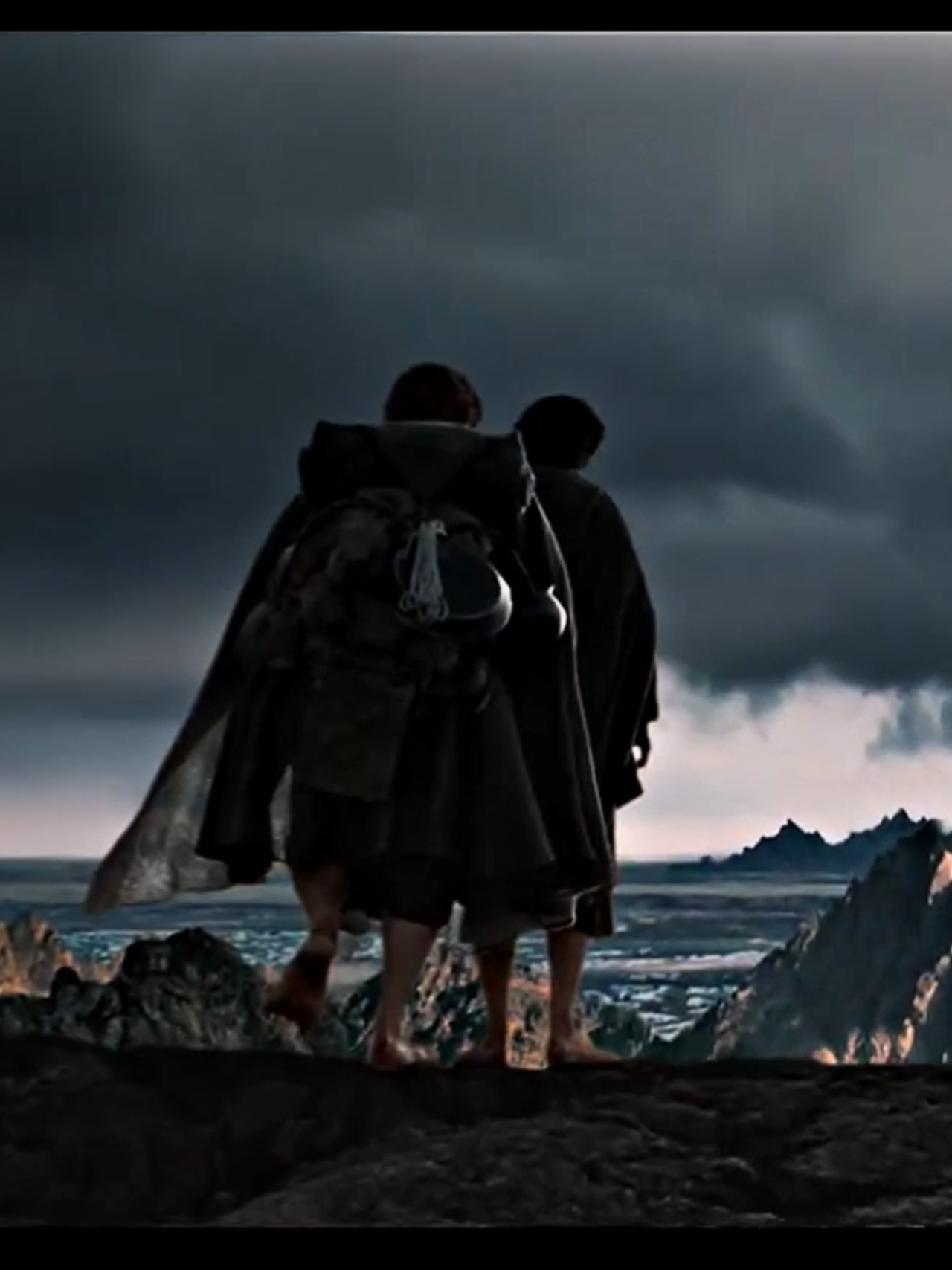 LOTR x GOLDEN BROWN | #fyp #viral #peak #edit #cinema #movie #lotr #lordoftherings #hobbit #goldenbrown #darkfantasy #brightfantasy #fantasy #frodobaggins #gönnfy