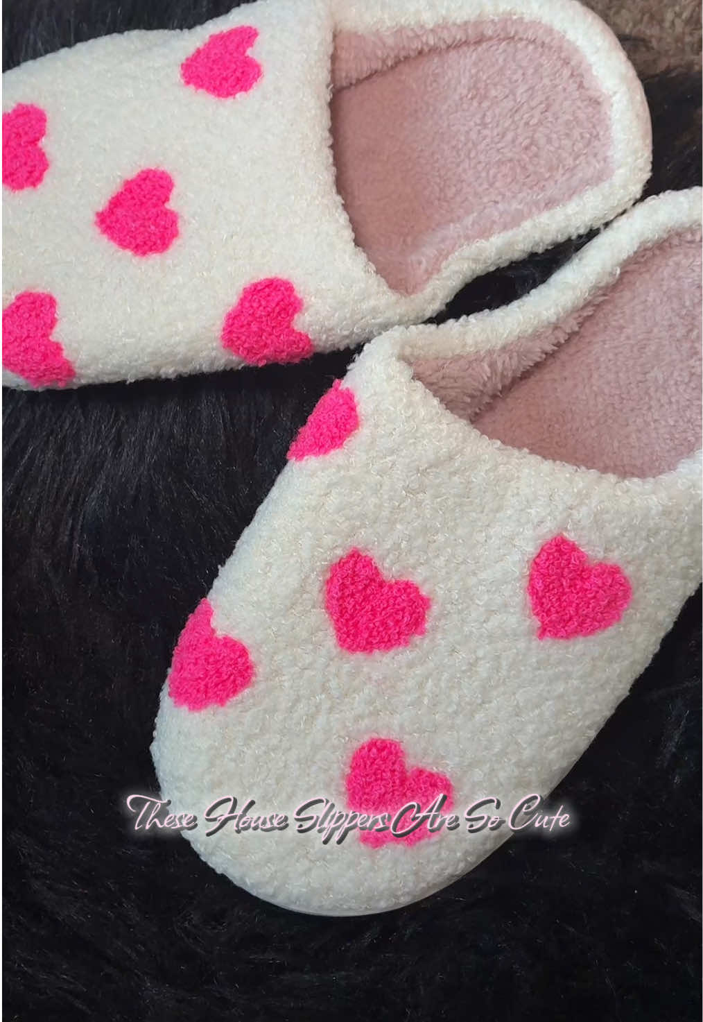 #fyp #houseslippers #tiktokmademebuyit #shopnow 