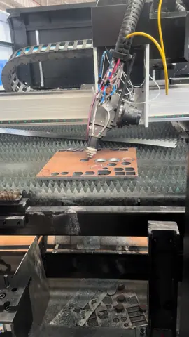 #steelixmachines #fiberlaser #Tech #fyp #LaserCutting 