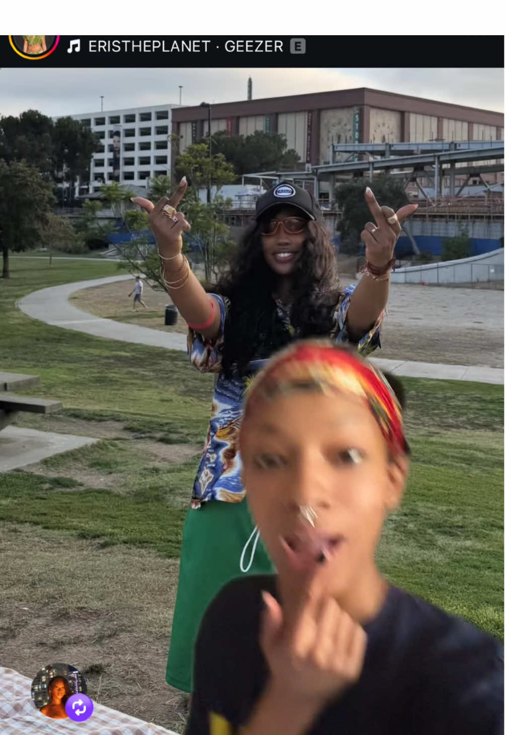 SZA GIRLLL 🙈 the price just went UPPPPP keep streaming GEEZER 🌏🪐⭐️⭐️⭐️  ETPWORLDWIDE #greenscreen 