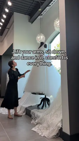 ✨ Bridal Tip ✨ Your wedding day is for celebrating, not fidgeting! Lift your arms, sit, and even dance in your gown during fittings. Comfort matters as much as style. A dress that moves with you = confidence all day long. 💃💍 #tdsbridal