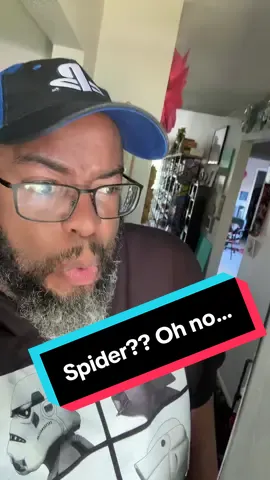 Me mistaking things for spiders 🕷️ 😩😂😂 #spider #funny #funnyvideos 