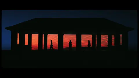 Walk with me. #cinematography #colorgrading #sunset #imnotinlove #beach 