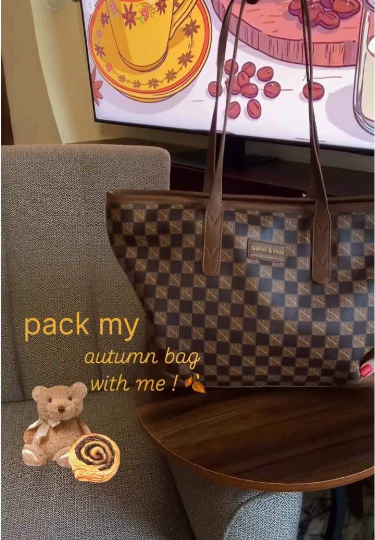 chocolate bag 🍫🧸 الحقيبة الي تكفي كل اغراضج ! متوفرة بلونين 🤎 . . . #bags #خريف #حقيبة #autumn 