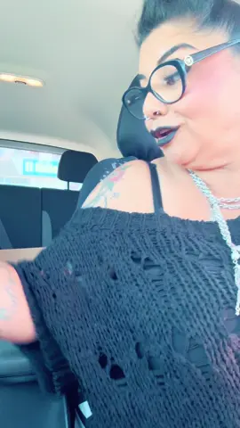 Make sure to also poke manually if your getting not so normal readings on your Dexcom #diabetes #dexcomg7 #lowsugar#falseresults #checkyoursugar 