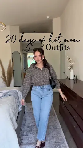 It’s officially fall 😍🍂#LTKFind #fallfashion #falloutfits #fall #fallootd 