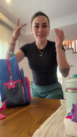 Preparemos juntas a Pía para ir al jardín 💗 #pia #jardin #preparatwconmigo #parati 