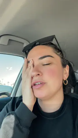 I’m not even gonna edit this bc for real what is wrong with me? 😭😭 #taylorswift #lifeofashowgirl #honey #taylornation 