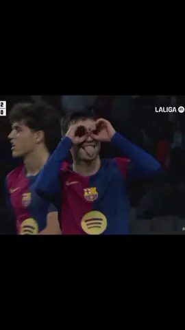 I don't know what else  #paratii #barcelona #football #pedrigonzalez k.