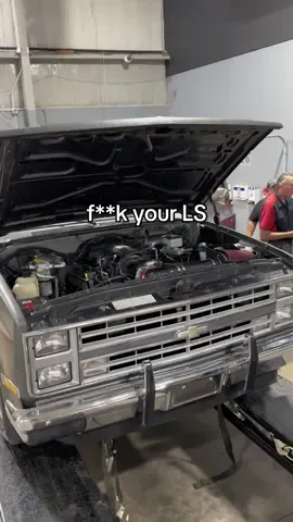 chevy owners hate this one simple trick #latemodelresto #carsoftiktok #carcommunity #fyp #trucktok 