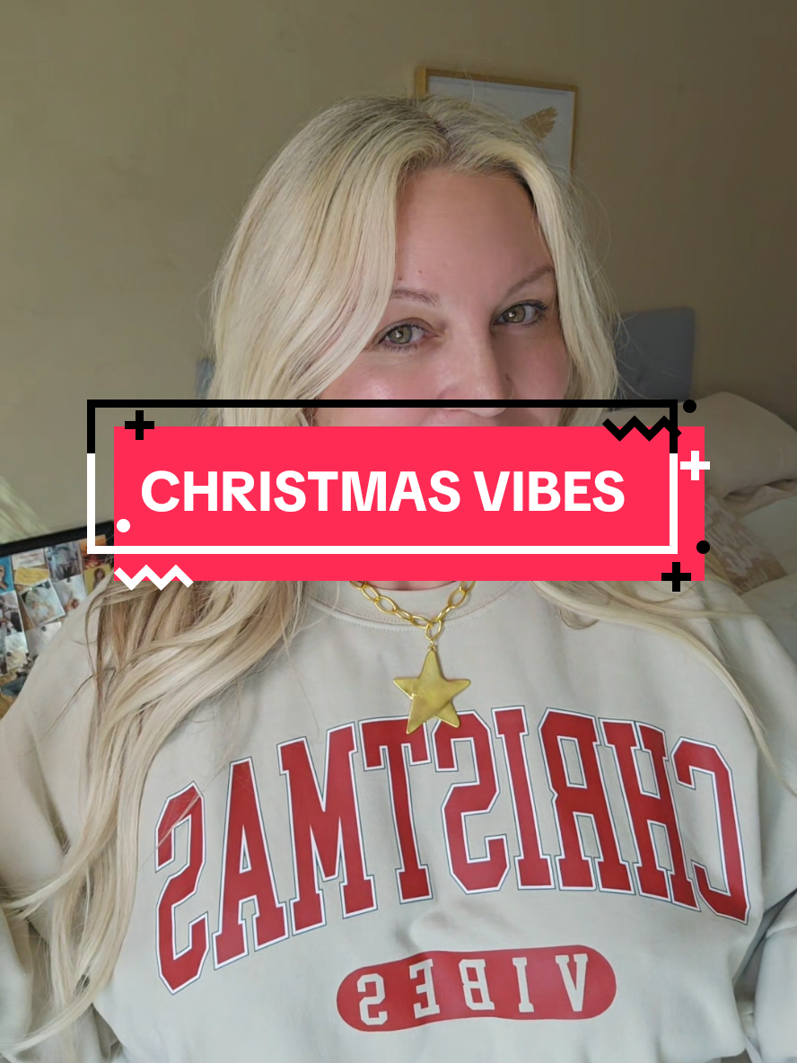 #holidayfashion #Christmasvibes #sweatshirt #cozy #tiktokshopmademebuyit 