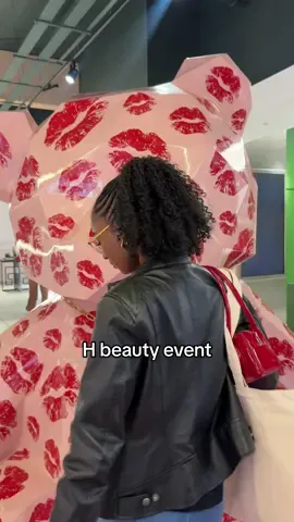 I won a lip scrub I’ve been eyeing 🥹 come with me to the H beauty Carnival at Lakeside - open this weekend 💄 #hbeautycarnival #hbeauty #lakeside #beautypopup #beautyevent @H beauty 