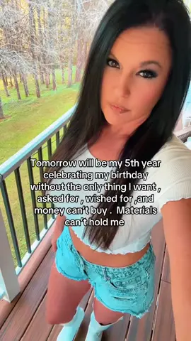 Maybe next year! #mybirthdaytomorrow #singleagain #nextyear #slowburn #itsok 