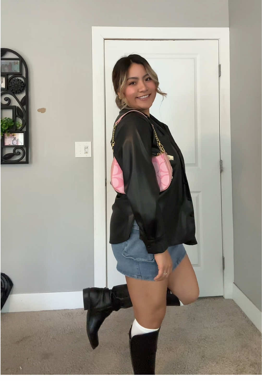 Otro outfit en negro! 🖤 #OOTD #outfit #parati #page #pageforyou 