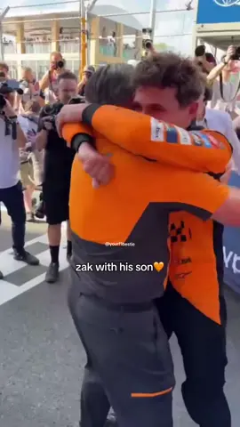 #landonorris #zakbrown #mclarenf1 #fyp #goviral 