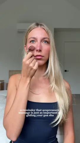 ✨ acupressure points I’m pressing and what they do: 1. ST6 – releases jaw tension & teeth grinding 2. Bitong – opens the nose & sinuses, clears congestion 3. Yintang – calms stress, eases anxiety, helps sleep 4. Ren17 – opens the chest, eases anxiety, supports breath #guasha #acupressure #antiaging #wellnesstips #guashatutorial 